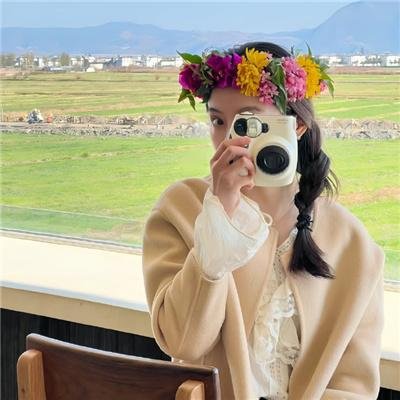 关于她 海报
